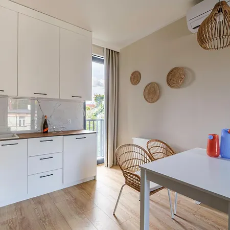 Salt & By 200 M Do Plazy, Ergo Arena