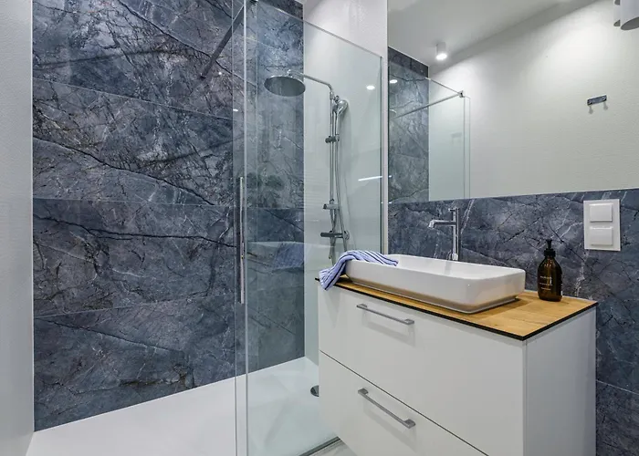 Salt & By 200 M Do Plazy, Ergo Arena * סופוט